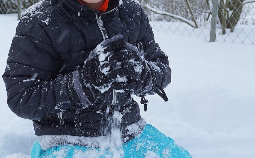 Boules de Neige OP dans Warzone : Quand le Goulag se transforme en Bataille d’Hiver Mortelle!