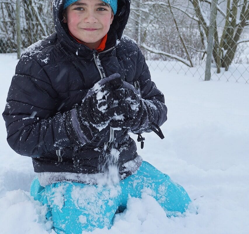 Boules de Neige OP dans Warzone : Quand le Goulag se transforme en Bataille d'Hiver Mortelle!