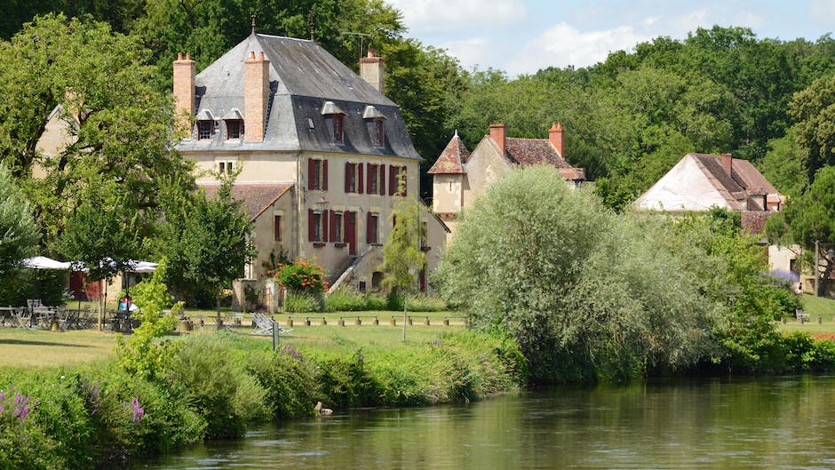 Saint-Paul-sur-Yenne : le village qui a retrouvé son "sur" !