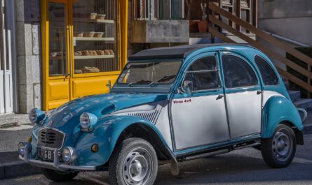 La drôle d'enquête sur le bonheur de Bruno en 2CV