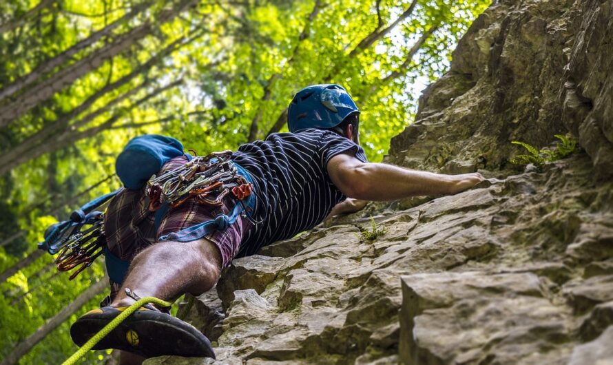 Grimper comme un avion grâce au "Footing Vertical" des frères Mawem