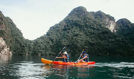 Un sextoy flottant fait des vagues dans le Jura : la pêche miraculeuse d'un couple de kayakistes !