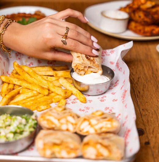 Un clou dans ses frites McDo : quand le menu surprise devient vraiment trop surprenant !